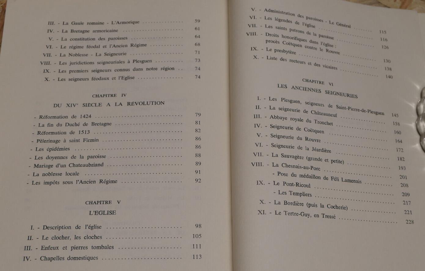 SAINT-PIERRE DE PLESGUEN TOME 1 DE L'ORIGINE A LA REVOLUTION EMILE MOREL 1977
