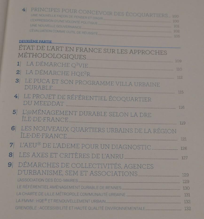 ECOQUARTIER MODE D'EMPLOI / EYROLLES 2009 URBANISME ENVIRONNEMENT VILLE ECONOMIE