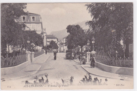 Carte Postale Ancienne CPA 73 - Aix-Les-Bains - L'Avenue Des Fleurs