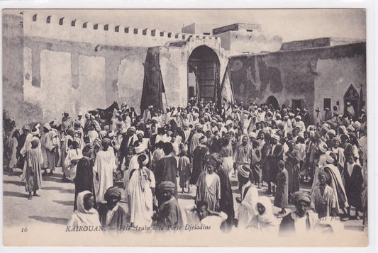 Carte Postale Ancienne CPA Tunisie - Kairouan - Fête Arabe À La Porte Djeladine