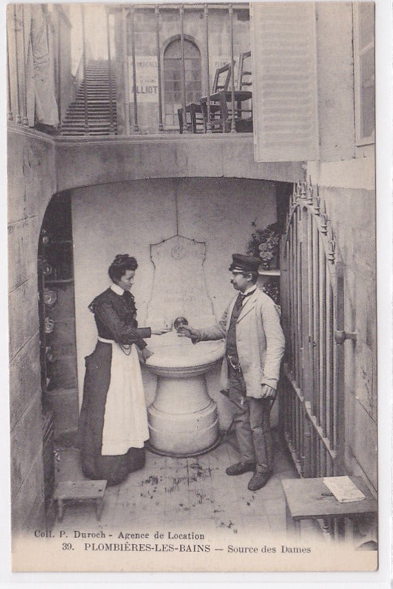 Carte Postale Ancienne CPA 88 - Plombières-Les-Bains - Source Des Dames