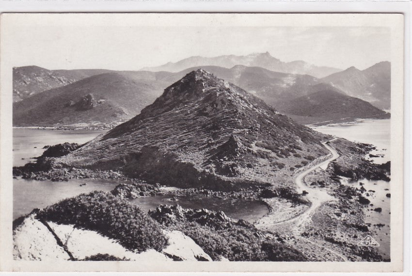 Carte Postale Semi-Moderne CPSM Ajaccio - La Route Des Îles Sanguinaires