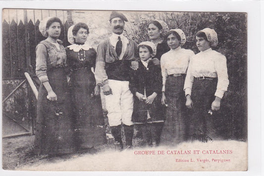 Carte Postale Ancienne CPA 66 - Groupe De Catalan Et Catalanes