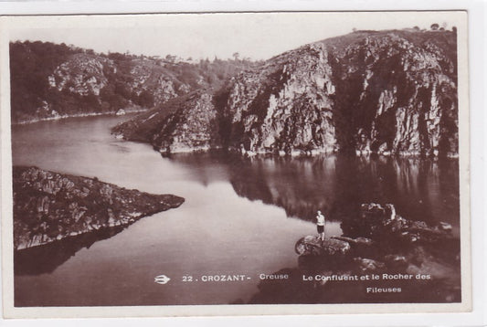 Carte Postale Ancienne CPA 23 Crozant - Le Confluent Et Le Rocher Des Fileuses