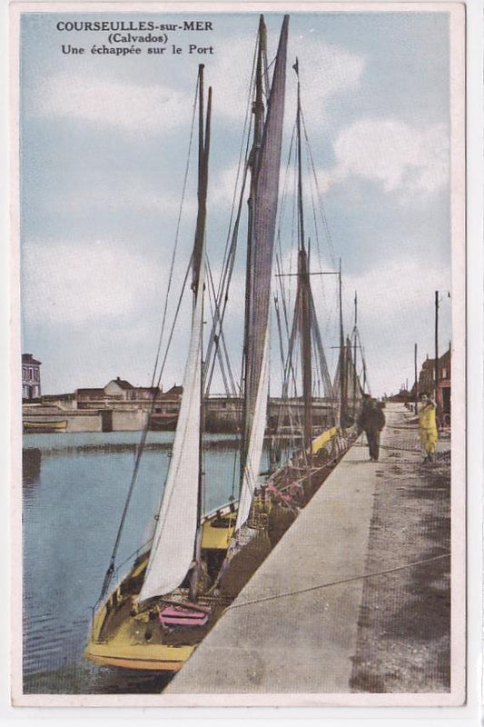 Carte Postale Ancienne CPA 14 Courseulles-Sur-Mer - Une Échappée Sur Le Port