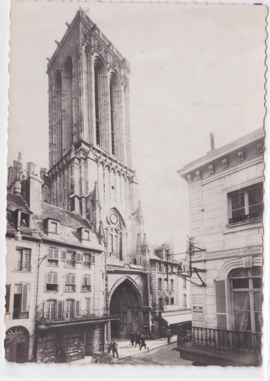 Carte Postale CPSM 14 Caen - St-Jean - La Tour Du Portail (Tour Penchée)
