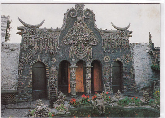 Carte Postale CPM 53 La Frénouse - Musée Robert Tatin - Cossé-Le-Vivien