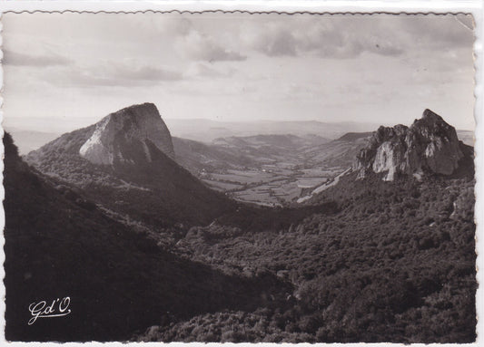 Carte Postale CPSM 63 L'Auvergne - Roches Tuilière Et Sanadoire