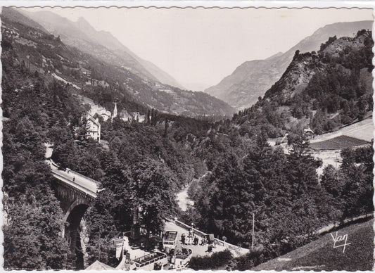Carte Postale CPSM 65 Route De Luz-St-Sauveur Gavarnie Au Pont Napoléon