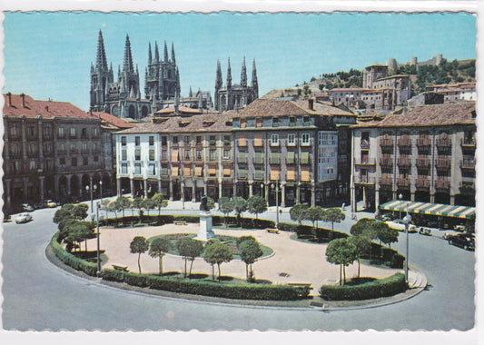 Carte Postale CPSM Spain - Burgos Plaza De José Antonio - Estatua De Carlos III